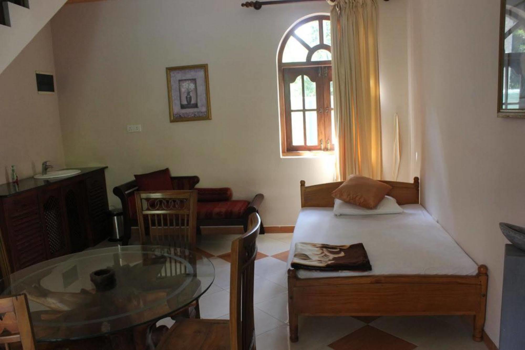 Hotel Bentota Village Esterno foto