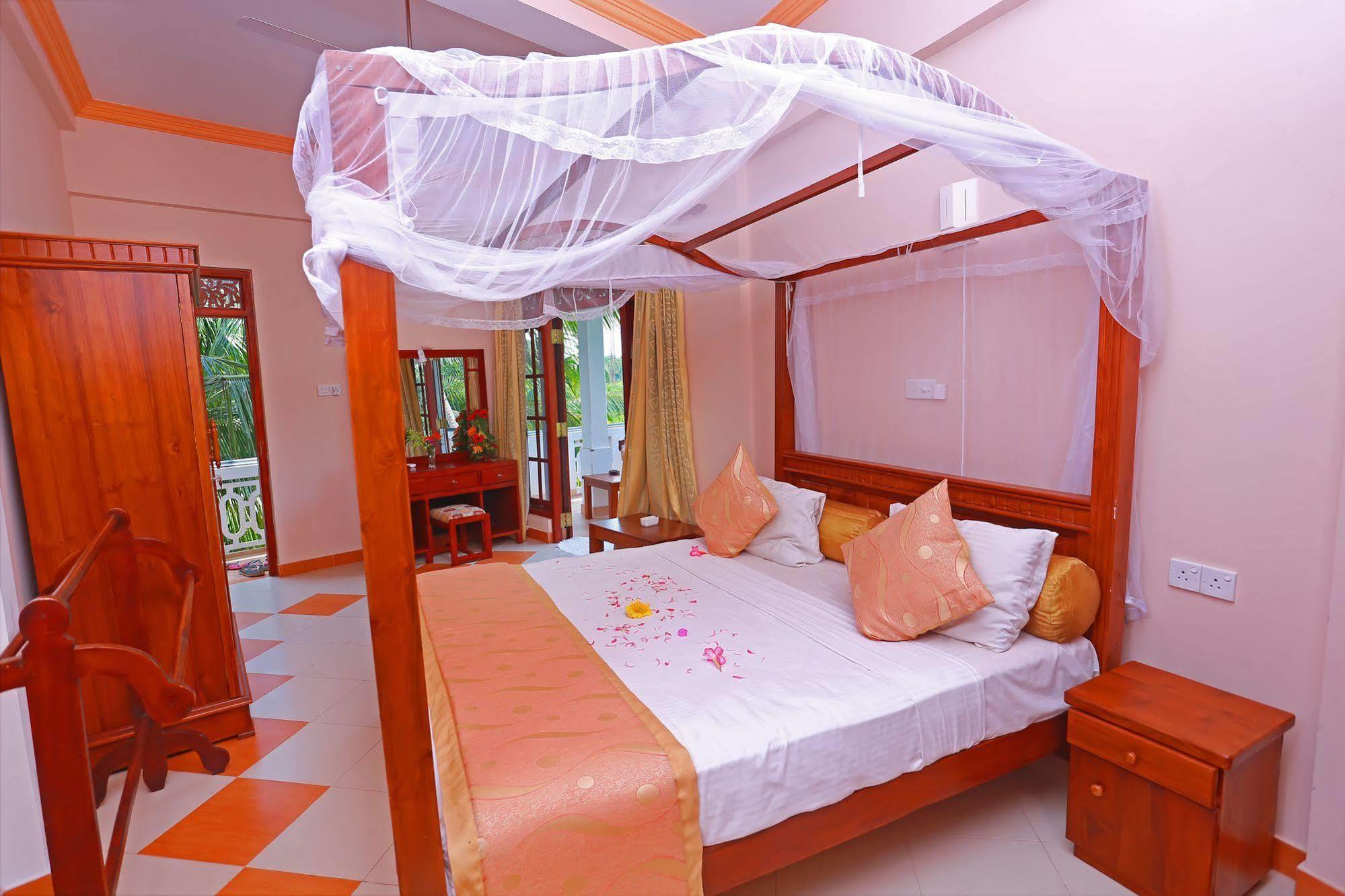 Hotel Bentota Village Esterno foto