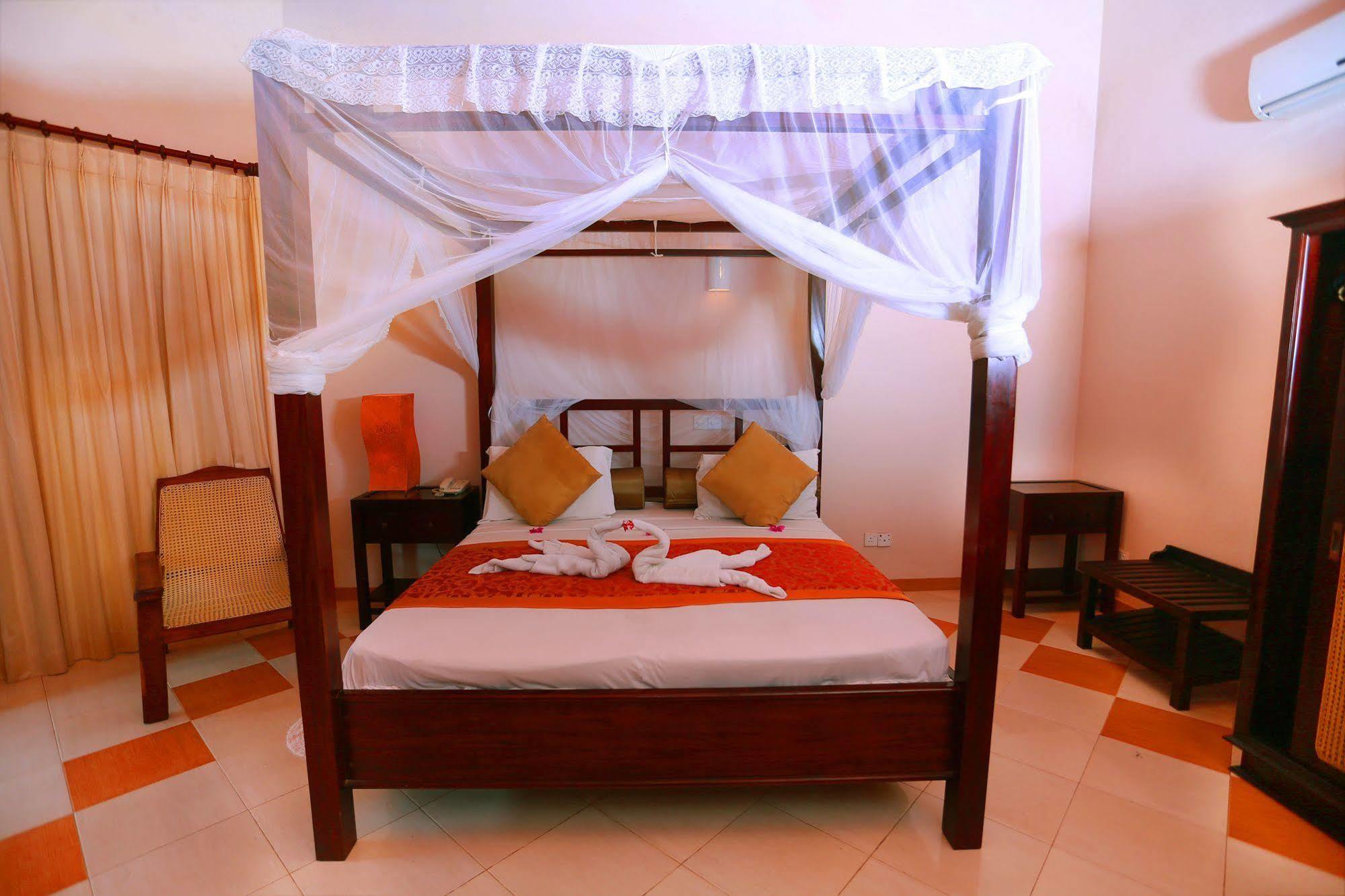 Hotel Bentota Village Esterno foto