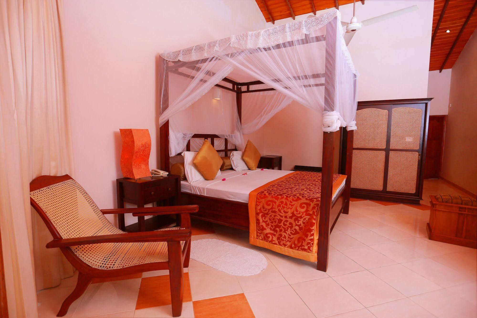 Hotel Bentota Village Esterno foto