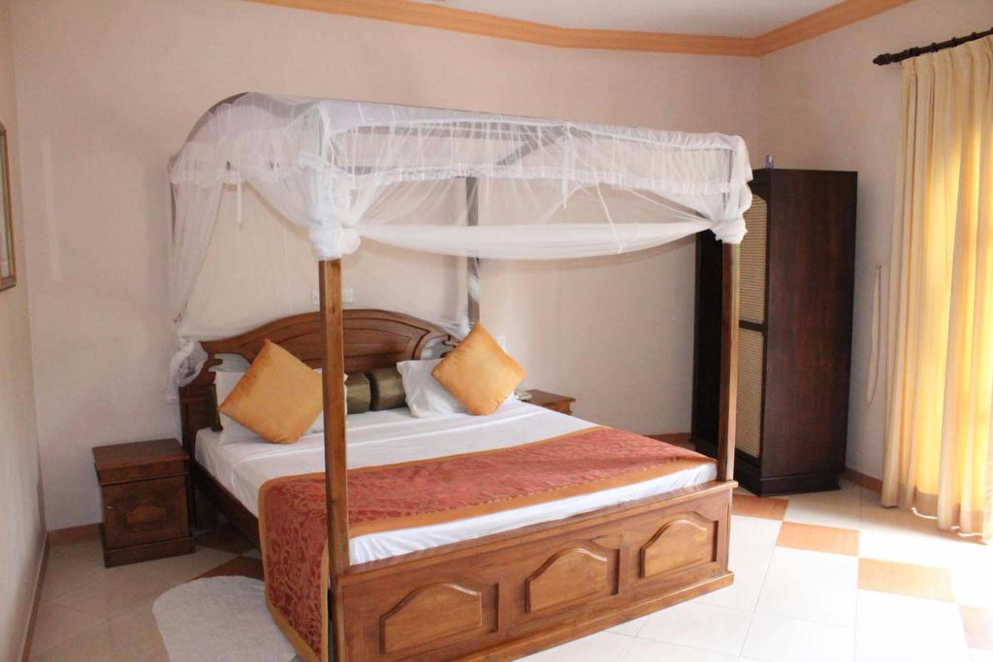Hotel Bentota Village Esterno foto