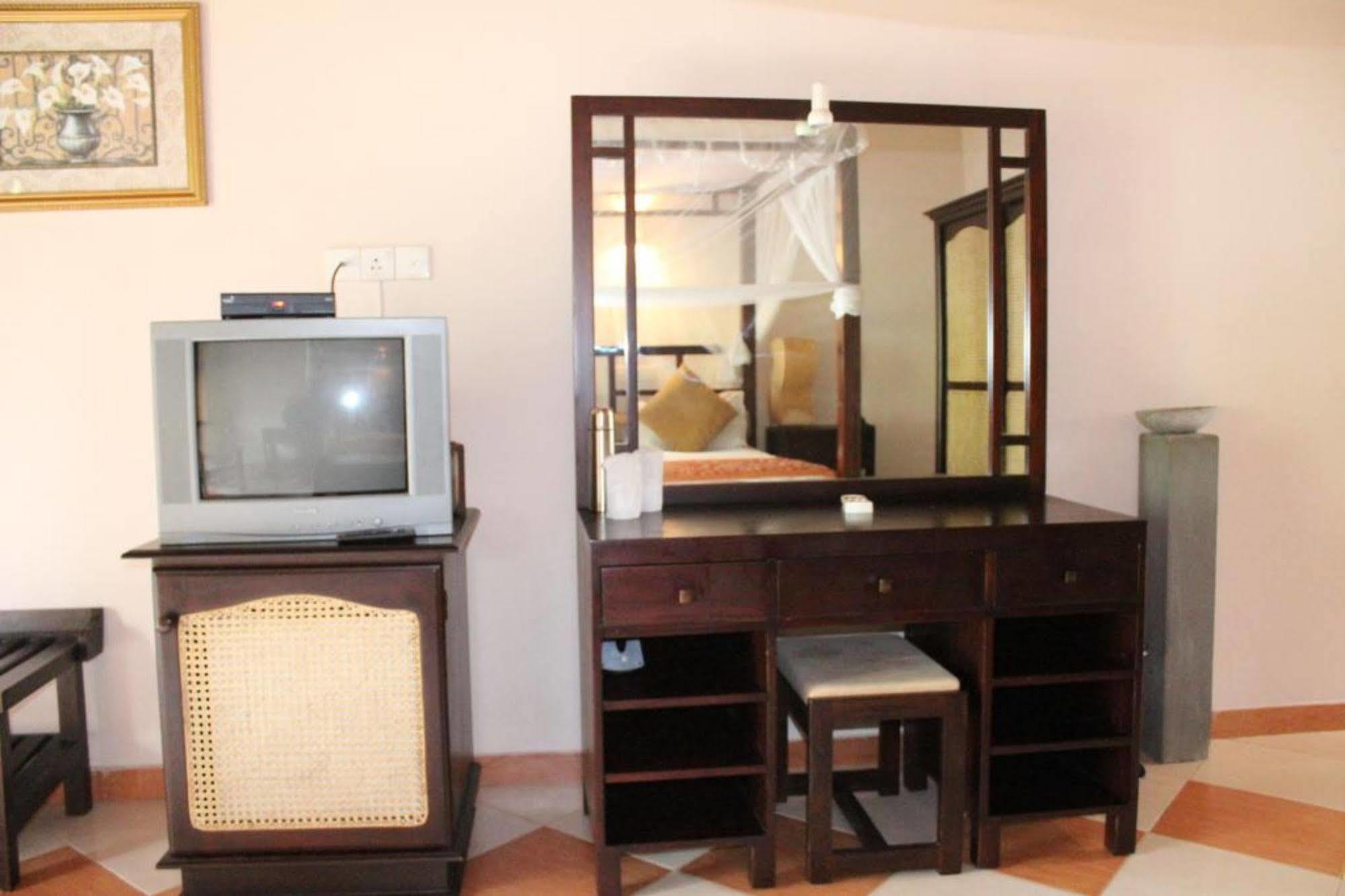 Hotel Bentota Village Esterno foto
