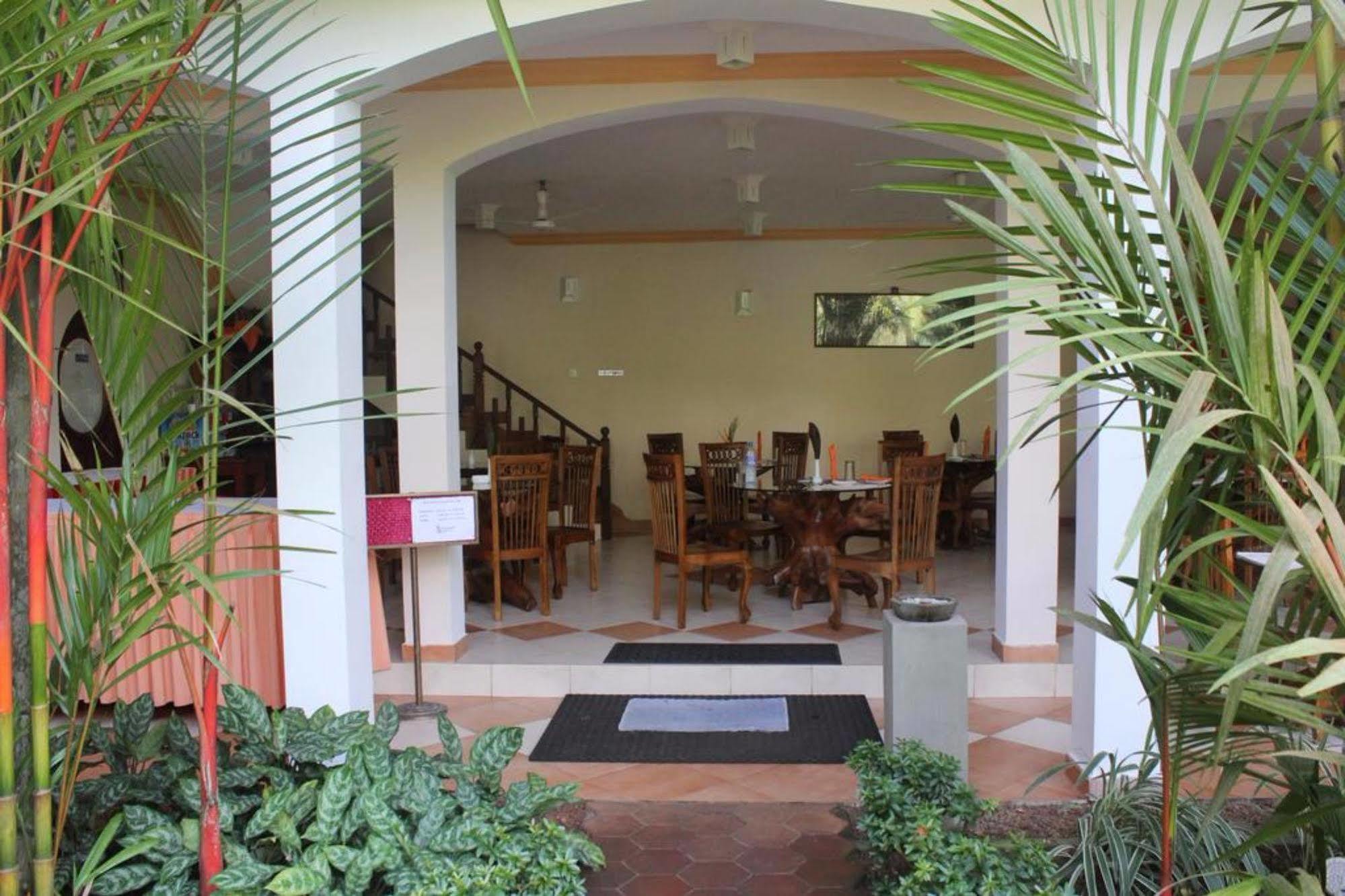 Hotel Bentota Village Esterno foto